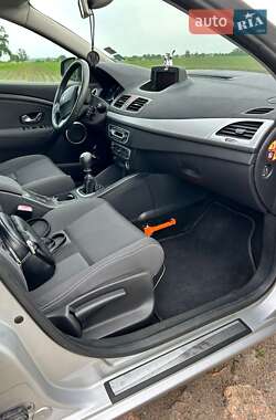 Хетчбек Renault Megane 2009 в 