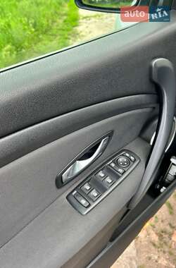 Хетчбек Renault Megane 2009 в 