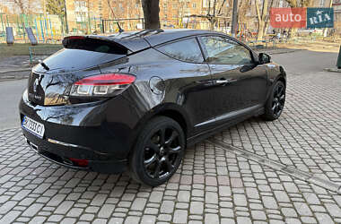 Купе Renault Megane 2009 в 