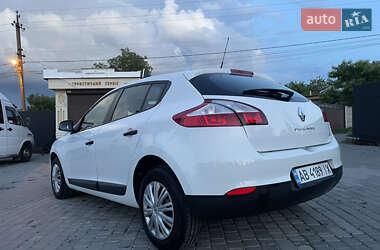 Хетчбек Renault Megane 2012 в 