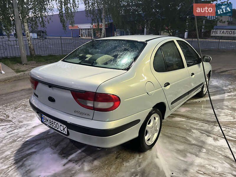 Седан Renault Megane 2002 в Сумах