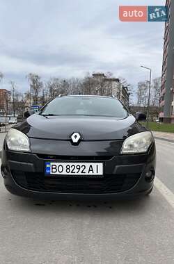 Универсал Renault Megane 2010 в 