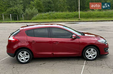 Хэтчбек Renault Megane 2014 в 
