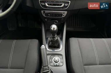 Хэтчбек Renault Megane 2014 в 