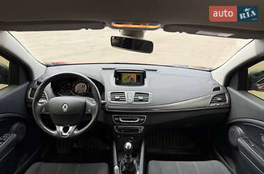 Хэтчбек Renault Megane 2014 в 