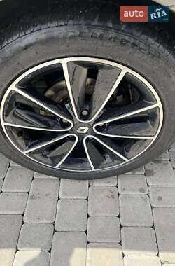 Купе Renault Megane 2010 в 