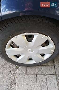 Хетчбек Renault Megane 2002 в 