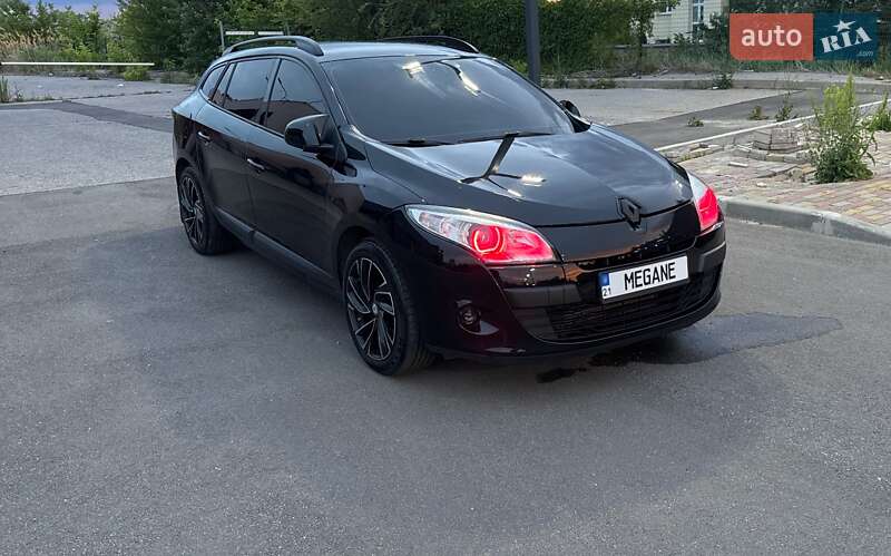 Универсал Renault Megane 2012 в 
