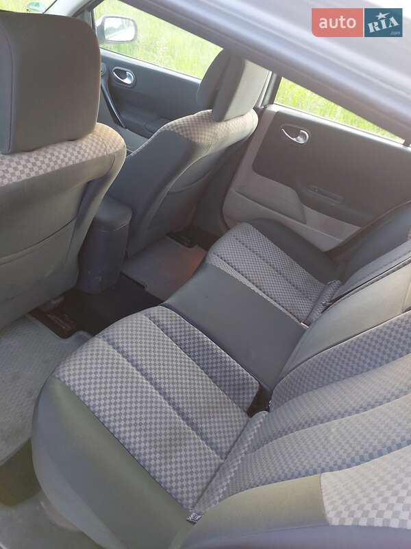 Хэтчбек Renault Megane 2005 в Литине