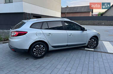 Универсал Renault Megane 2010 в 