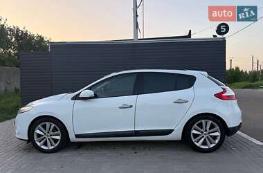 Хэтчбек Renault Megane 2010 в 