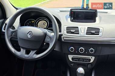 Хетчбек Renault Megane 2014 в 