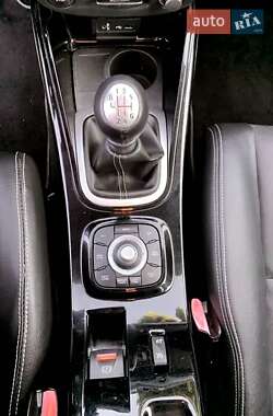 Хэтчбек Renault Megane 2011 в 