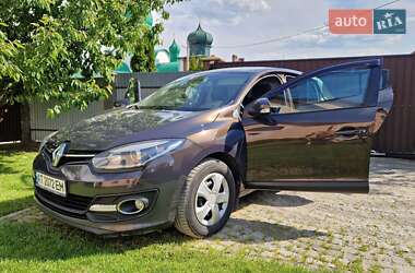 Хэтчбек Renault Megane 2015 в 
