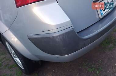 Универсал Renault Megane 2004 в 