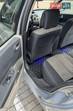 Универсал Renault Megane 2005 в 