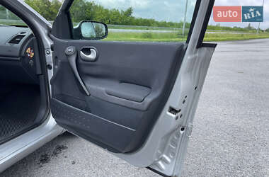 Хэтчбек Renault Megane 2008 в 