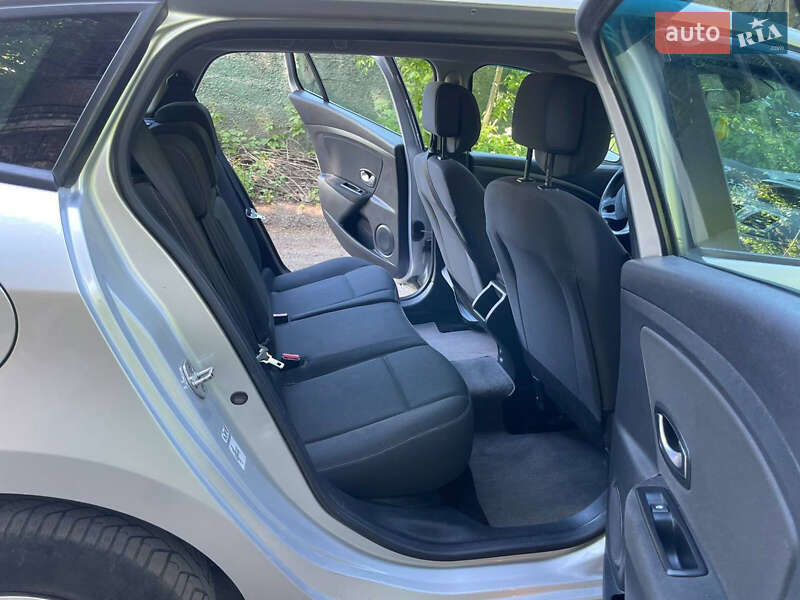 Універсал Renault Megane 2010 в Чернігові