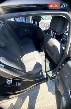 Хэтчбек Renault Megane 2009 в 