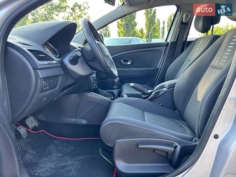 Универсал Renault Megane 2010 в Одессе