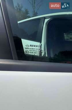 Хетчбек Renault Megane 2009 в 