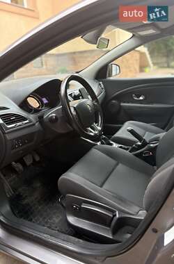 Універсал Renault Megane 2010 в 