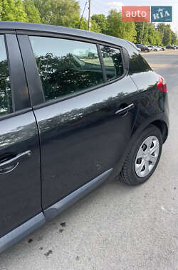 Хэтчбек Renault Megane 2009 в 