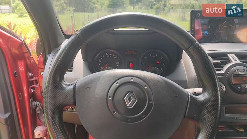 Седан Renault Megane 2004 в Львові фото 18 Седан Renault Megane 2004 в Львові