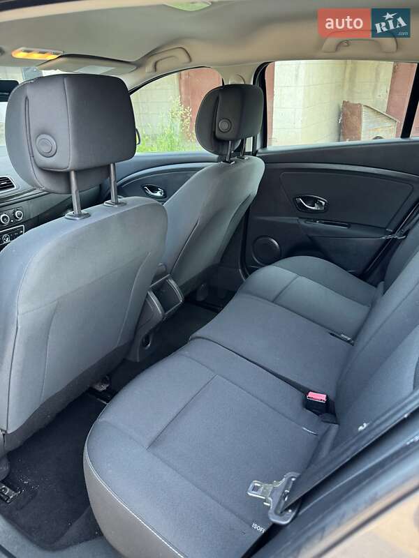 Хетчбек Renault Megane 2012 в Кам'янець-Подільському