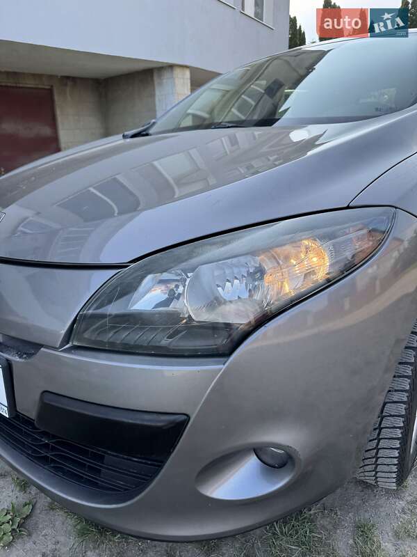 Хетчбек Renault Megane 2012 в Кам'янець-Подільському