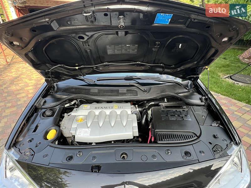 Универсал Renault Megane 2005 в Хороле