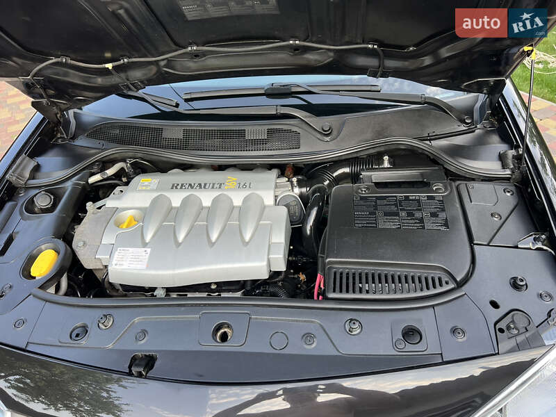 Универсал Renault Megane 2005 в Хороле