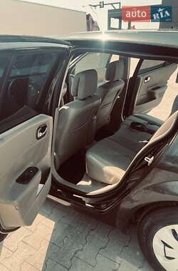 Хэтчбек Renault Megane 2004 в 