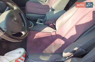 Хэтчбек Renault Megane 2002 в 