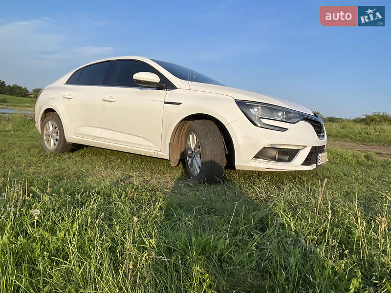 Седан Renault Megane 2017 в Новоукраинке