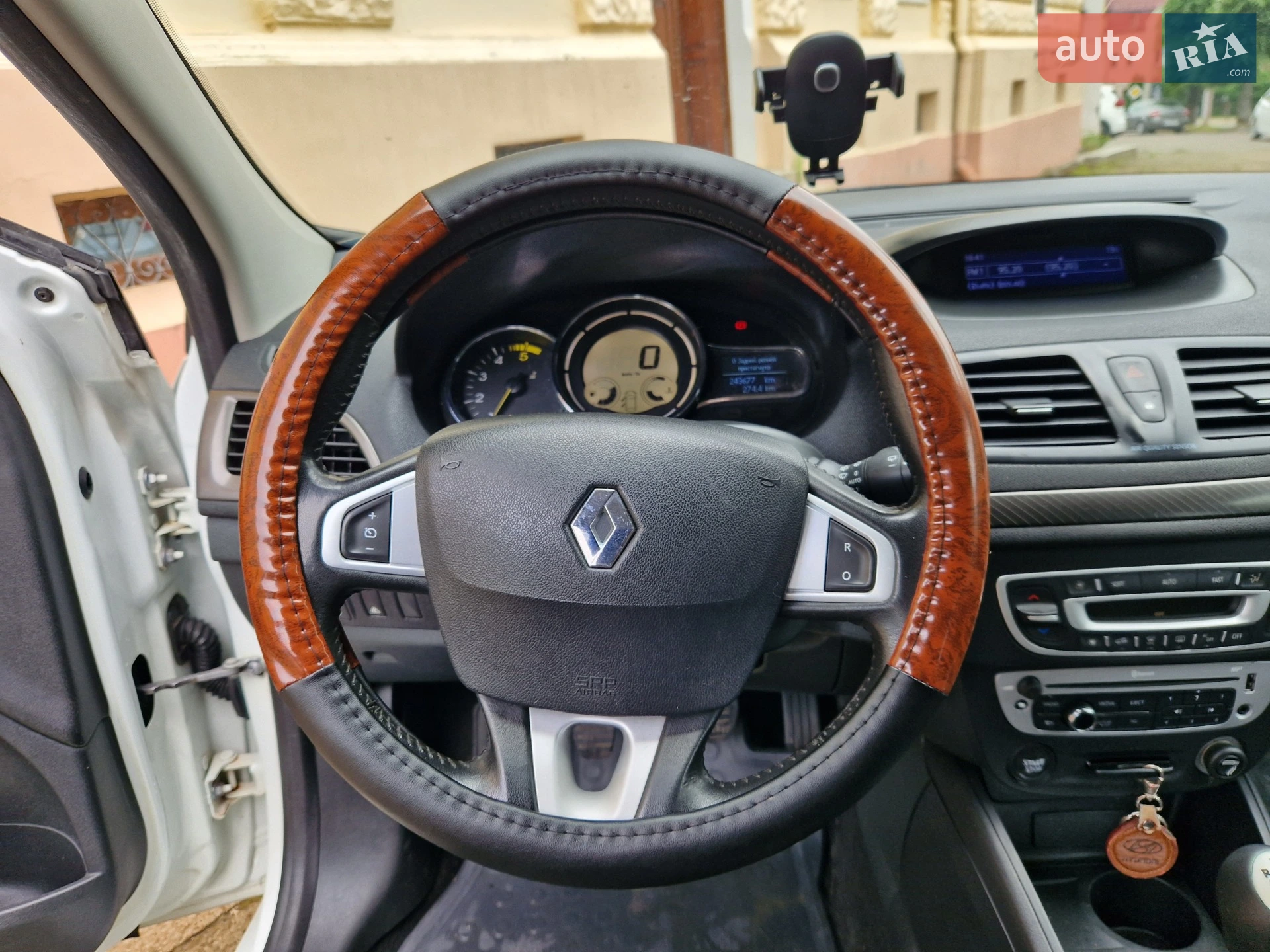 2012 Renault Megane - мініатюра 19