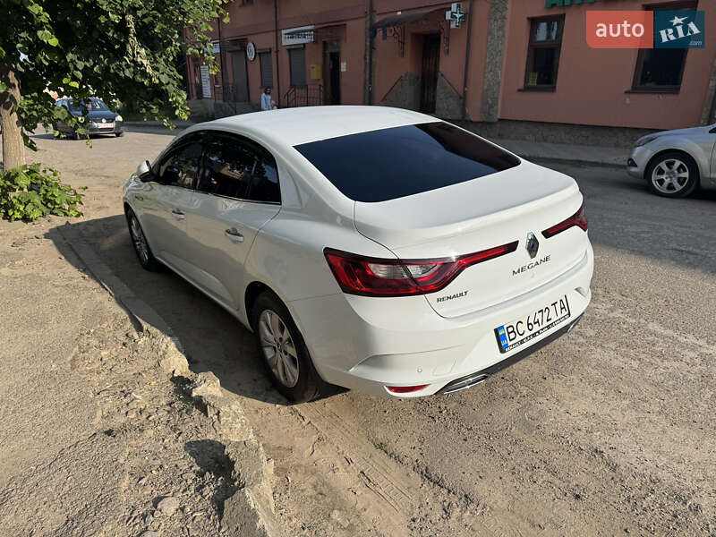 Седан Renault Megane 2022 в Львове