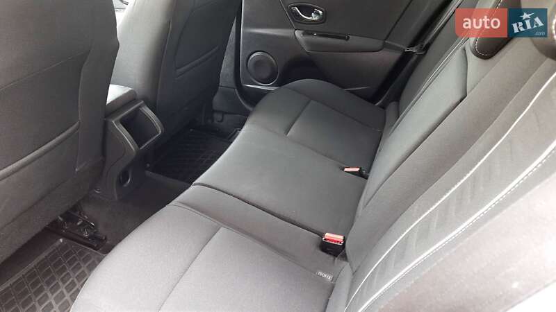 Універсал Renault Megane 2013 в Рівному фото 4 Універсал Renault Megane 2013 в Рівному