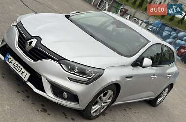 Хэтчбек Renault Megane 2017 в Дрогобыче