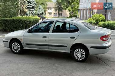 Седан Renault Megane 2002 в Кам'янському