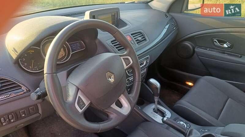 Хетчбек Renault Megane 2012 в Івано-Франківську фото 10 Хетчбек Renault Megane 2012 в Івано-Франківську