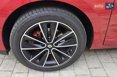 Универсал Renault Megane 2012 в 
