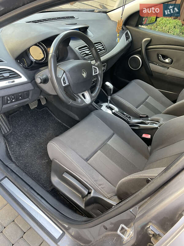 Хэтчбек Renault Megane 2011 в Львове