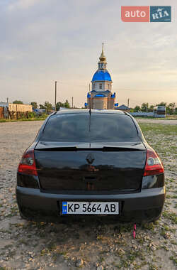 Седан Renault Megane 2004 в 