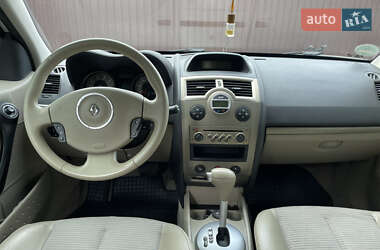 Хэтчбек Renault Megane 2007 в 