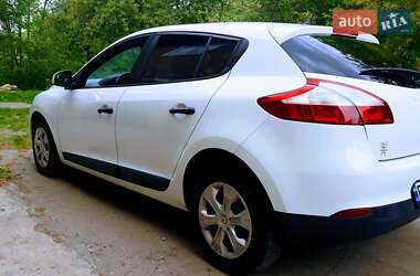 Хетчбек Renault Megane 2012 в Охтирці