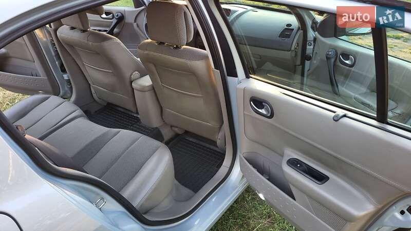 Седан Renault Megane 2003 в Кропивницком