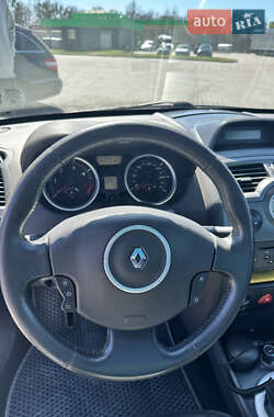 Кабриолет Renault Megane 2007 в 