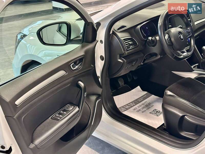 Седан Renault Megane 2018 в Львові