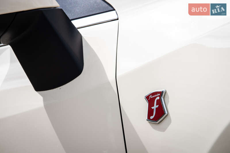 Кабриолет Renault Megane 2011 в Львове фото 9 Кабриолет Renault Megane 2011 в Львове